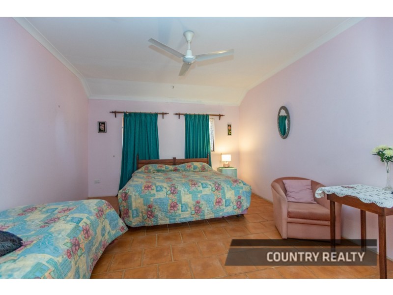 2 Newcastle Street, York WA 6302