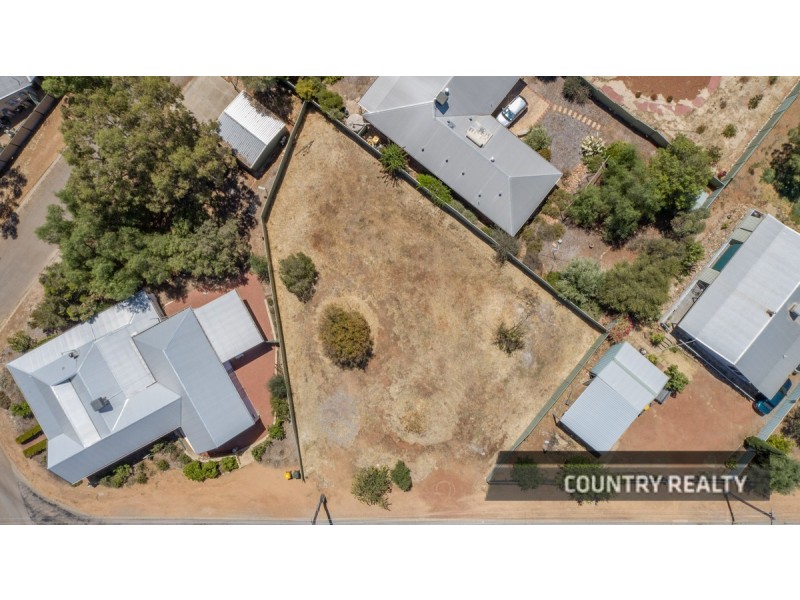 3 Bouverie Road, York WA 6302