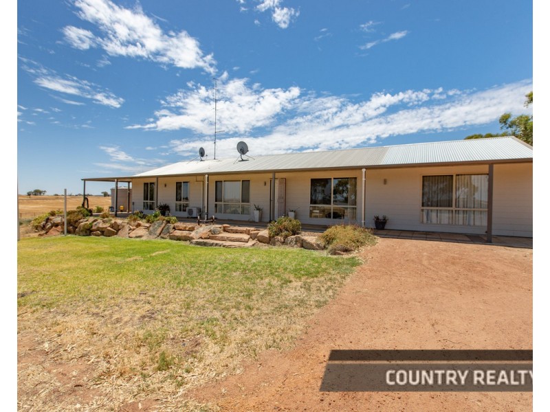 165 Peacock Road, Northam WA 6401