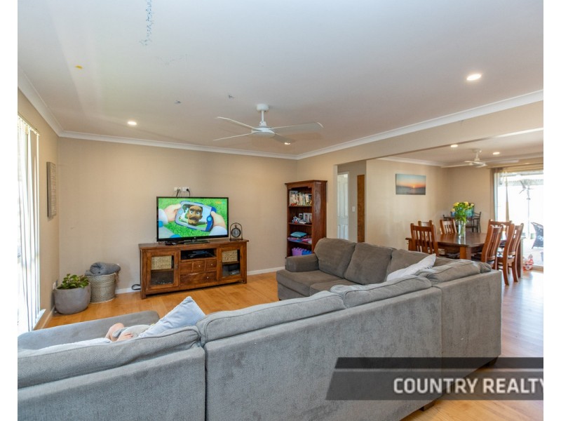 165 Peacock Road, Northam WA 6401