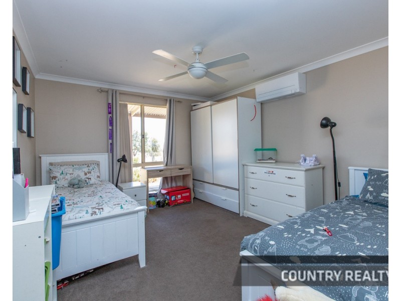 165 Peacock Road, Northam WA 6401