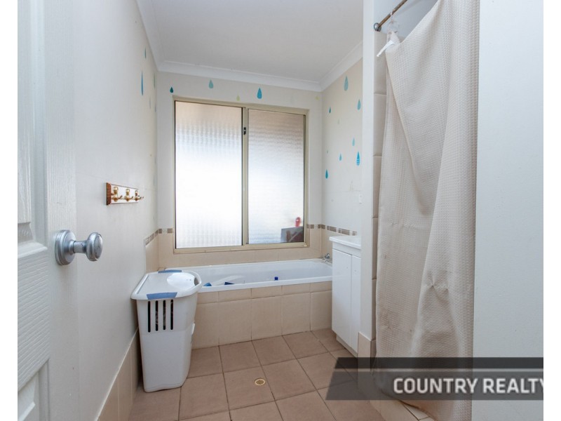 165 Peacock Road, Northam WA 6401