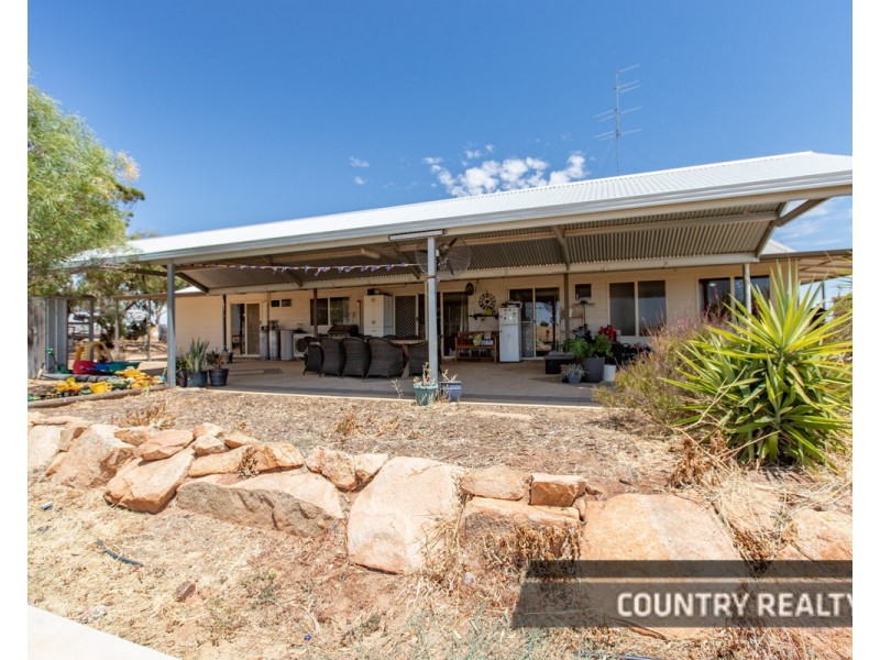 165 Peacock Road, Northam WA 6401