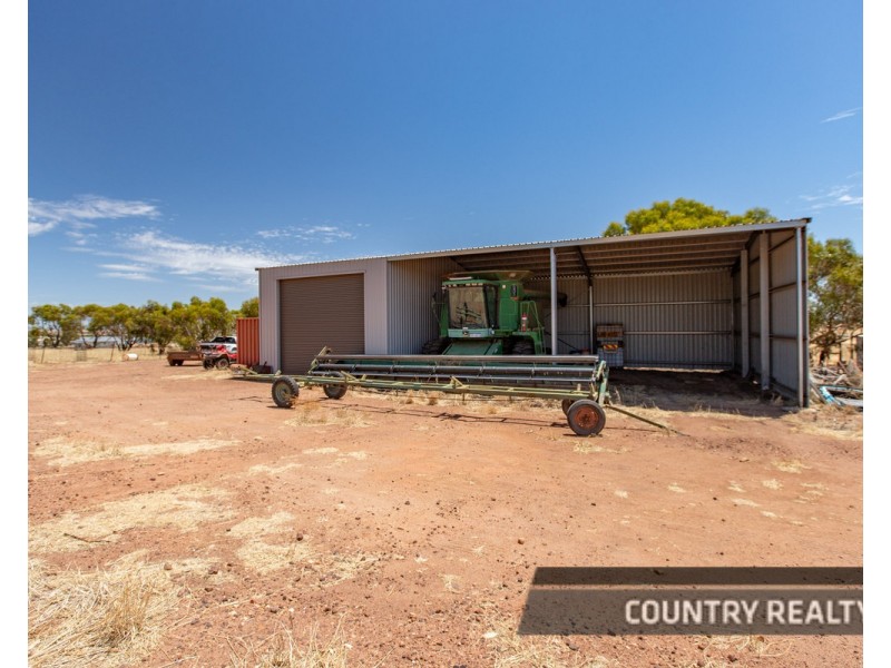 165 Peacock Road, Northam WA 6401