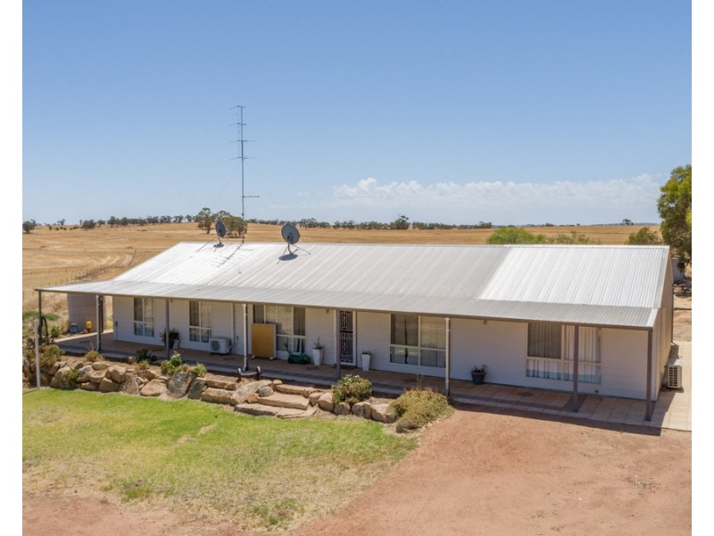 165 Peacock Road, Northam WA 6401