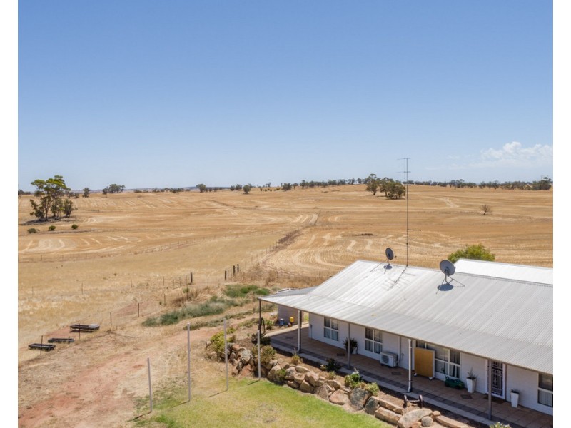 165 Peacock Road, Northam WA 6401