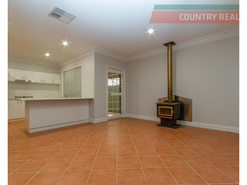 16 Gibbings Street, Northam WA 6401