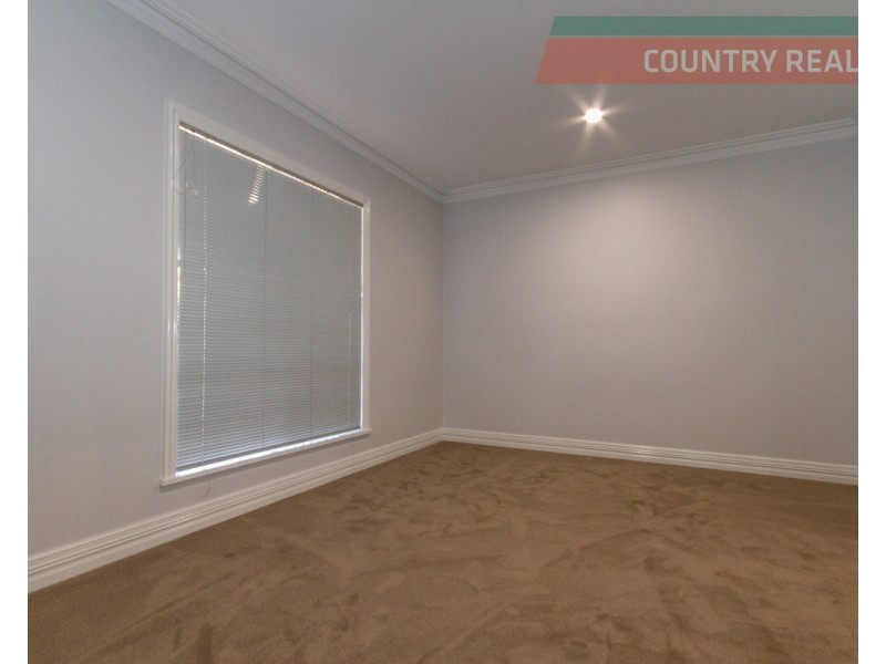 16 Gibbings Street, Northam WA 6401