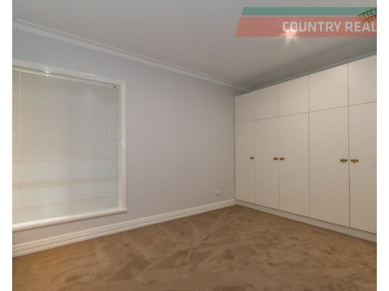 16 Gibbings Street, Northam WA 6401