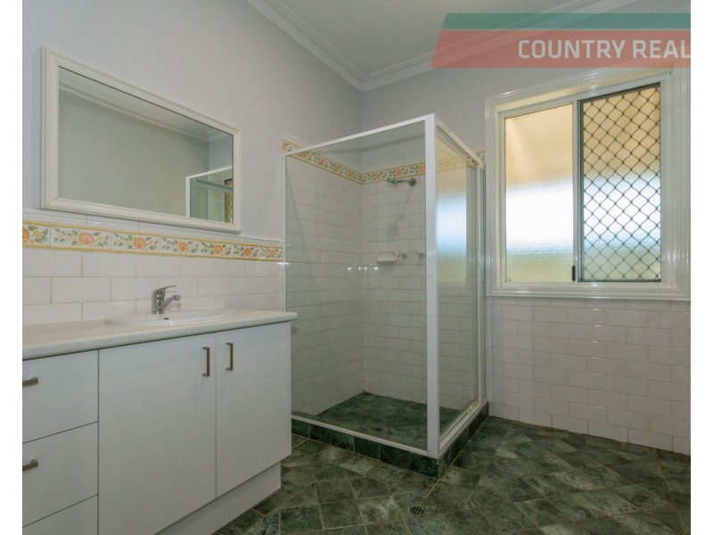 16 Gibbings Street, Northam WA 6401