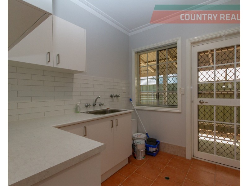 16 Gibbings Street, Northam WA 6401