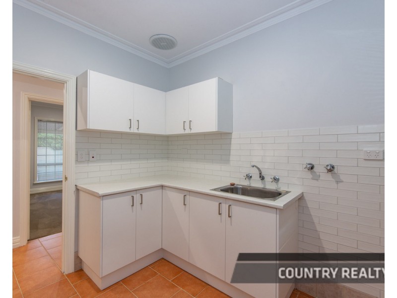 16 Gibbings Street, Northam WA 6401