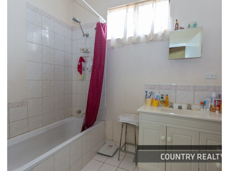 3 Stirling Terrace, Toodyay WA 6566