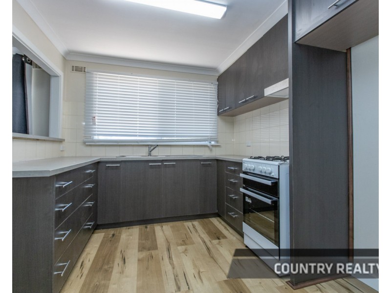 95 Hutt Street, Northam WA 6401