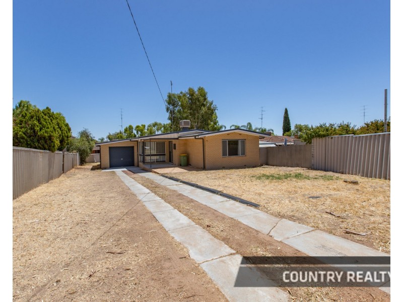 95 Hutt Street, Northam WA 6401