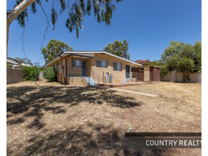 95 Hutt Street, Northam WA 6401