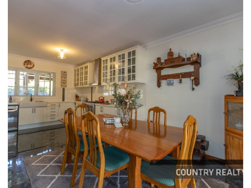 46 Avon Terrace, West Toodyay WA 6566