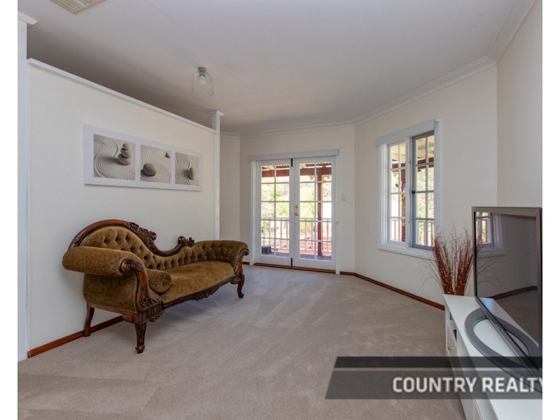 46 Avon Terrace, West Toodyay WA 6566