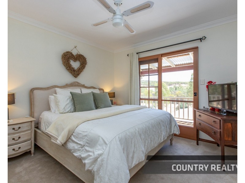 46 Avon Terrace, West Toodyay WA 6566