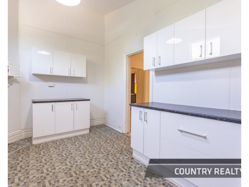 65 Chidlow Street, Northam WA 6401