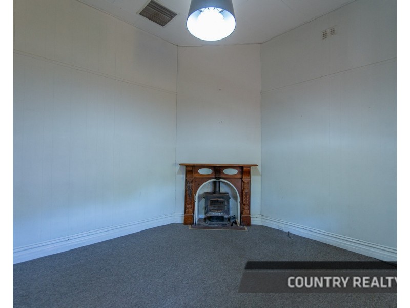 65 Chidlow Street, Northam WA 6401