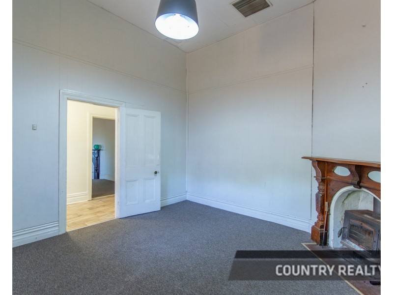 65 Chidlow Street, Northam WA 6401