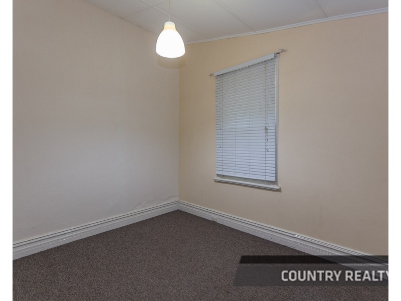 65 Chidlow Street, Northam WA 6401