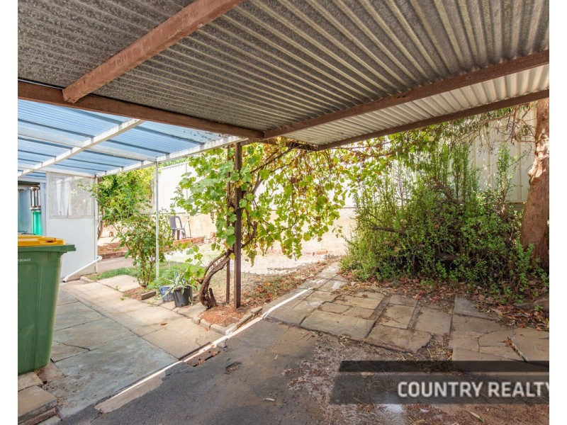 65 Chidlow Street, Northam WA 6401