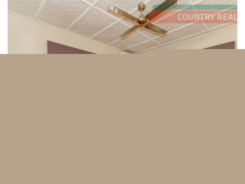 2 Osnaburg Road, York WA 6302