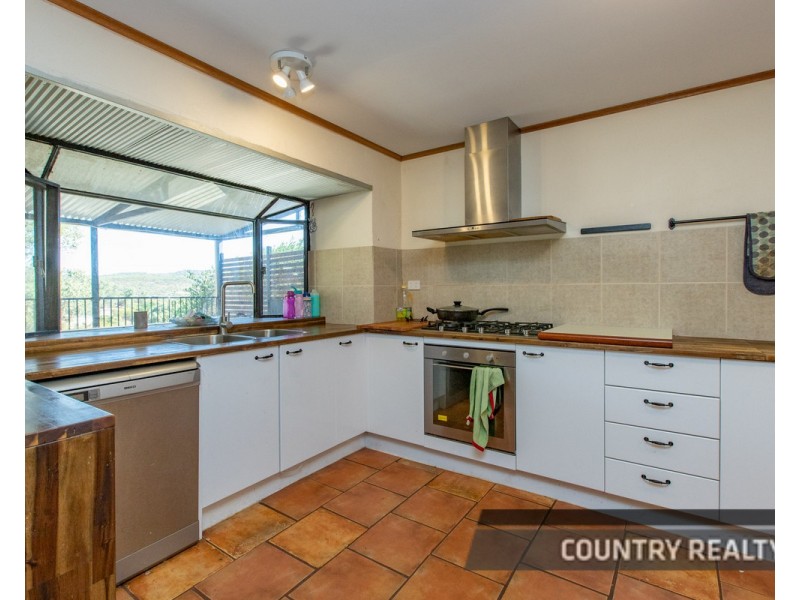 8 Mastalerz Retreat, Toodyay WA 6566