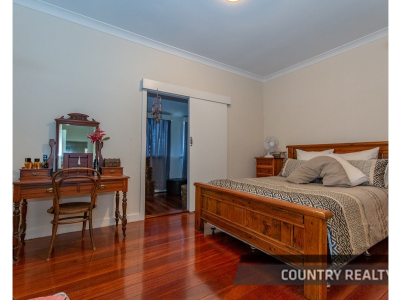 4 Leake Street, Northam WA 6401