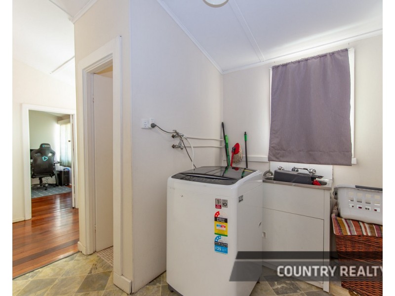 4 Leake Street, Northam WA 6401