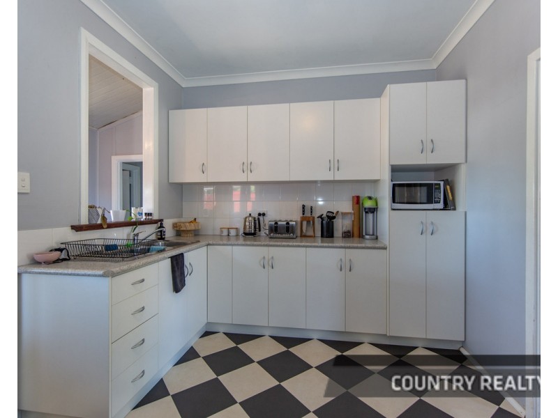 25 James Street, Northam WA 6401
