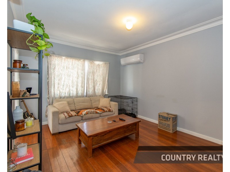 25 James Street, Northam WA 6401