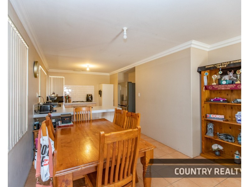 9 Turner Street, Northam WA 6401