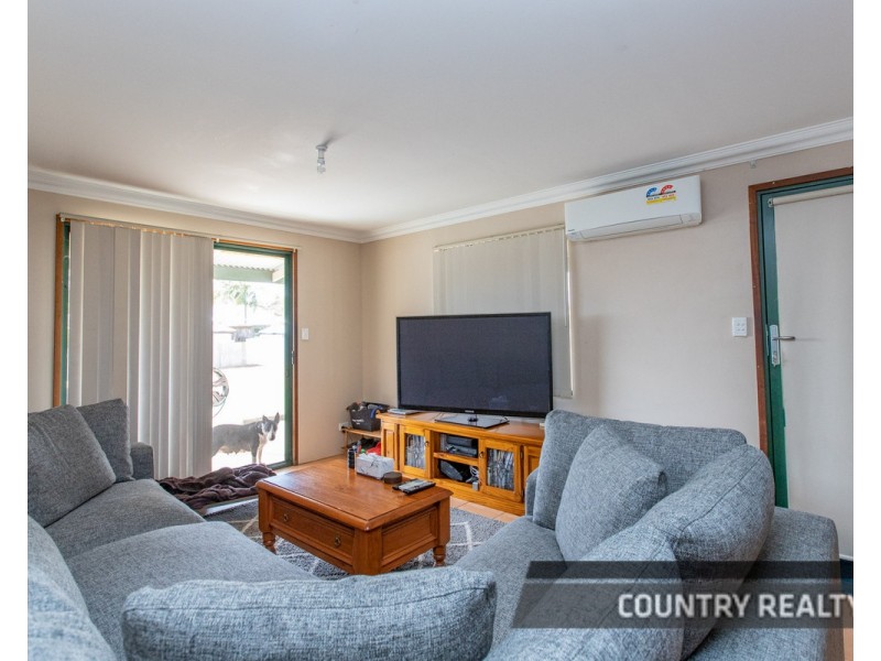 9 Turner Street, Northam WA 6401