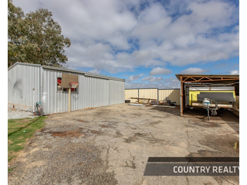 29 Baxter Road, Cunderdin WA 6407