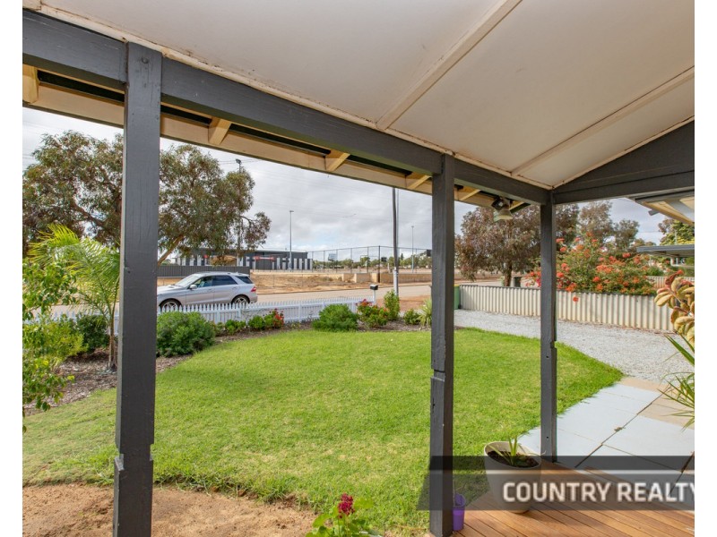 29 Baxter Road, Cunderdin WA 6407