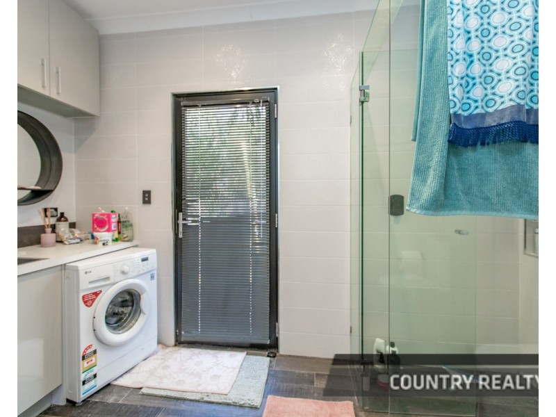 206 Avon Terrace, York WA 6302