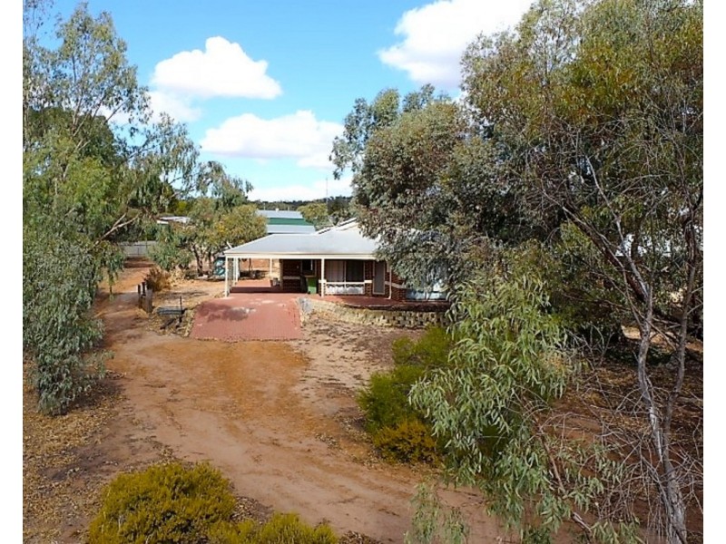 24 Bouverie Road, York WA 6302