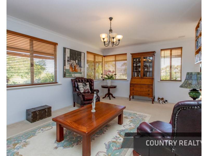 115 Herbert Road, York WA 6302