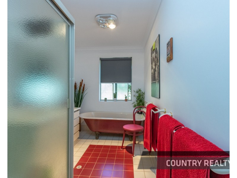 115 Herbert Road, York WA 6302