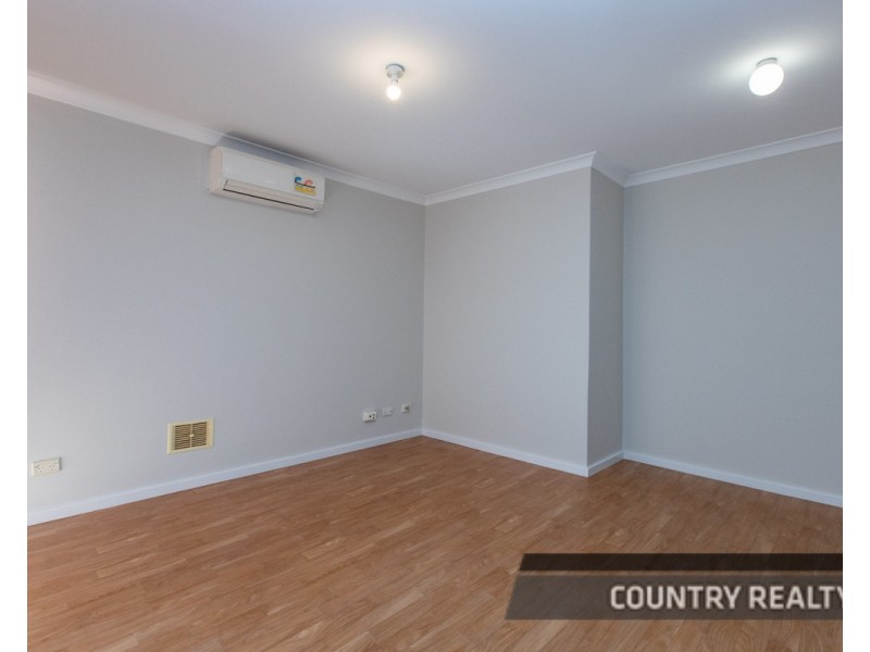 24 Bouverie Road, York WA 6302