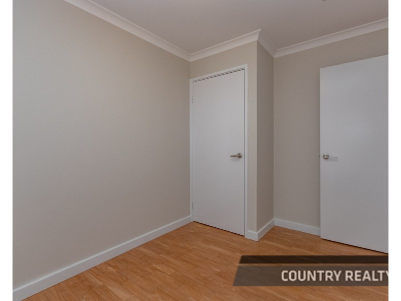 24 Bouverie Road, York WA 6302