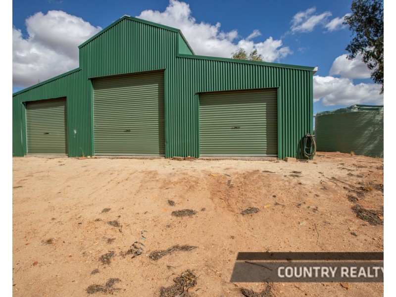24 Bouverie Road, York WA 6302