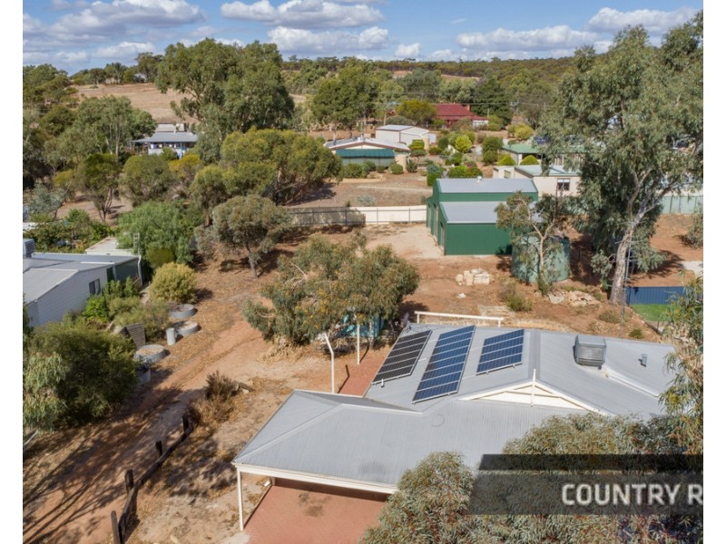 24 Bouverie Road, York WA 6302