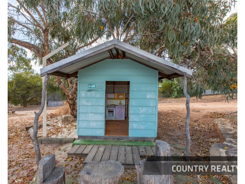 24 Bouverie Road, York WA 6302