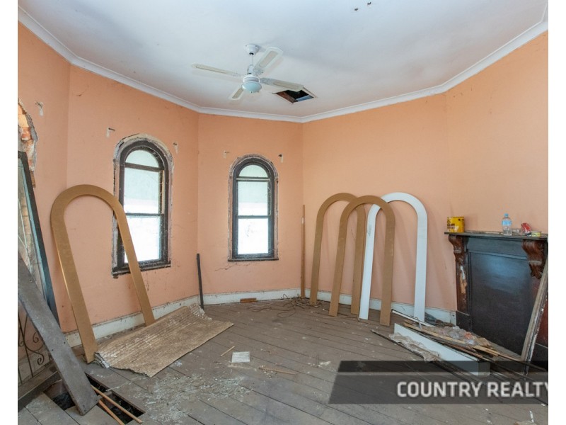 40 Suburban Road, York WA 6302