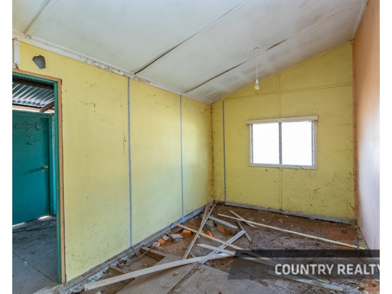 40 Suburban Road, York WA 6302