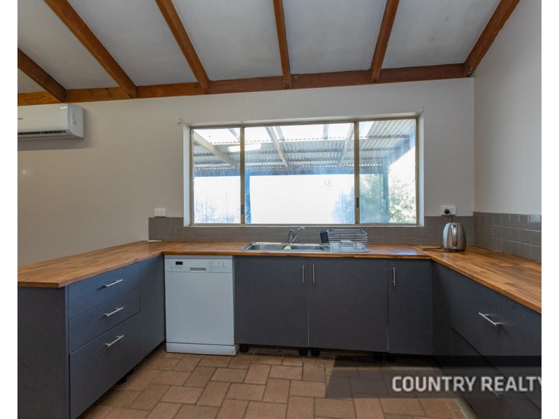 25 Fitzgerald Terrace, West Toodyay WA 6566